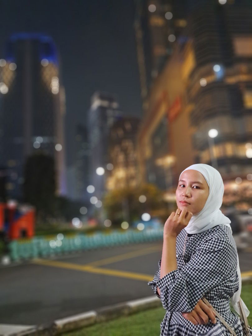 Anisa Pertiwi profile icon