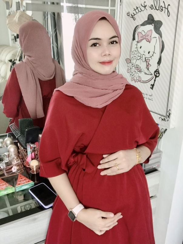 Miez Aira profile icon