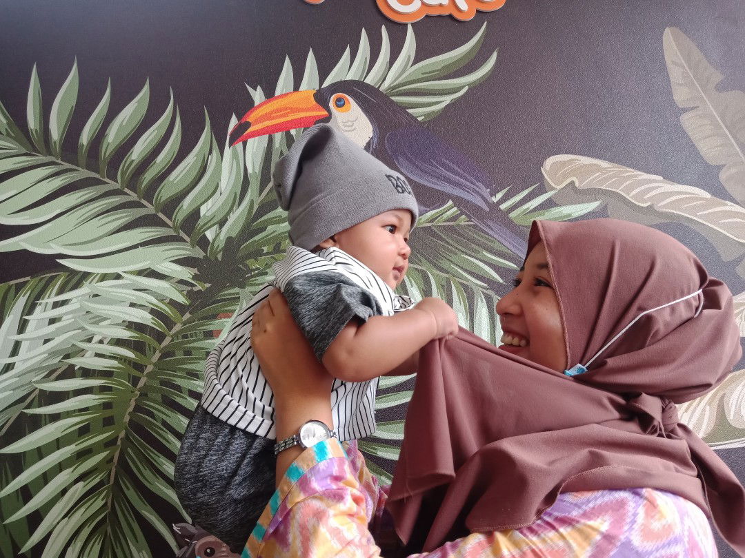 devi purnamasari profile icon