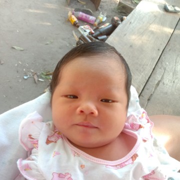 น้องถ่ายกะปริกกะปรอย