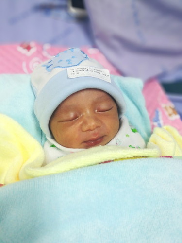 เกิดวันนี้ 38 w พอดี น้องภาคิน