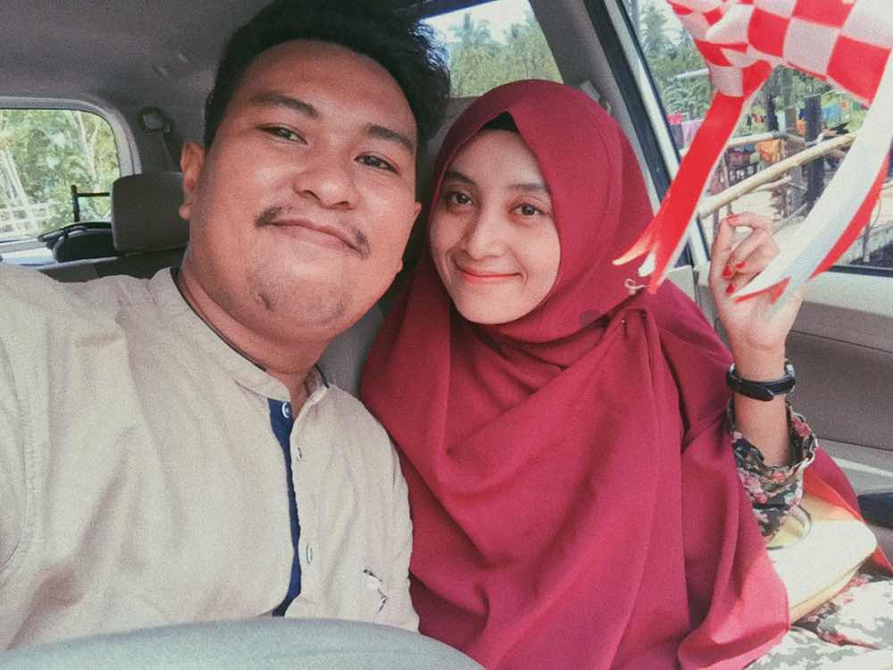 Dwi Lestari Devini profile icon