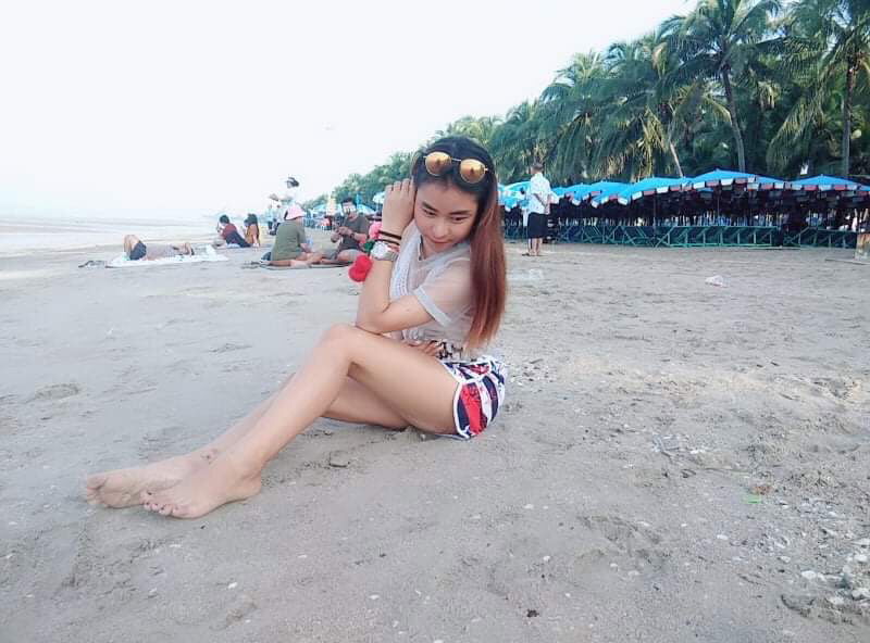 นิ่ง ไว้. profile icon