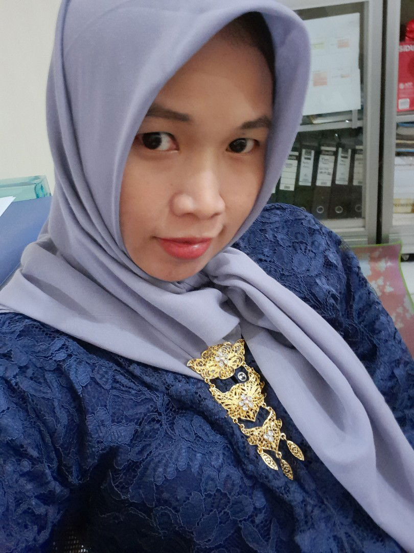 Renie Wirya profile icon