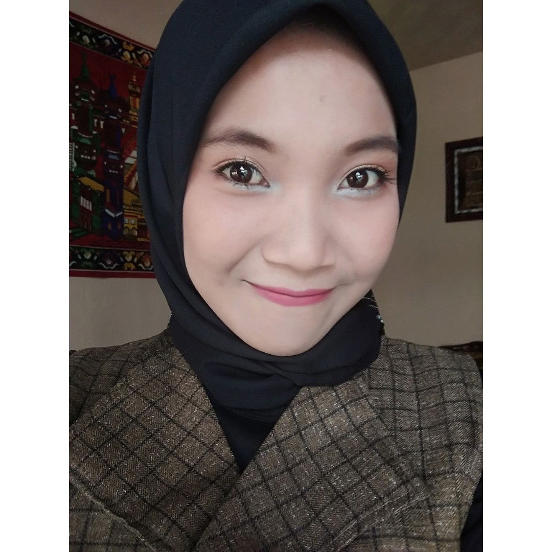 nadiaeris 23 profile icon