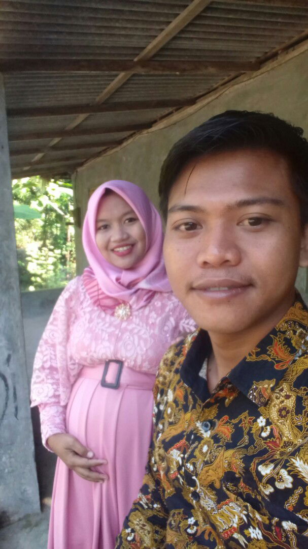 dewi yul profile icon