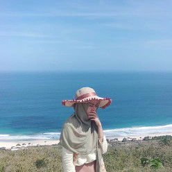 Silvia Faradila profile icon