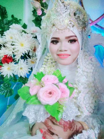 Wiwit Vitriyah profile icon