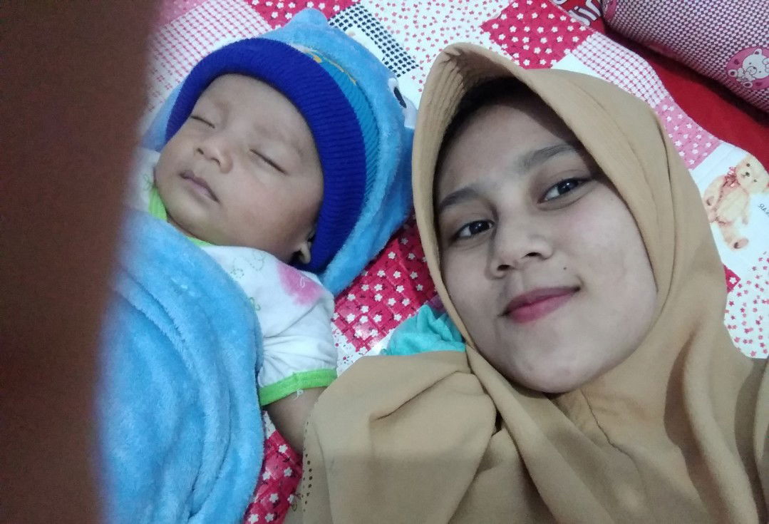 Dini Afriani profile icon