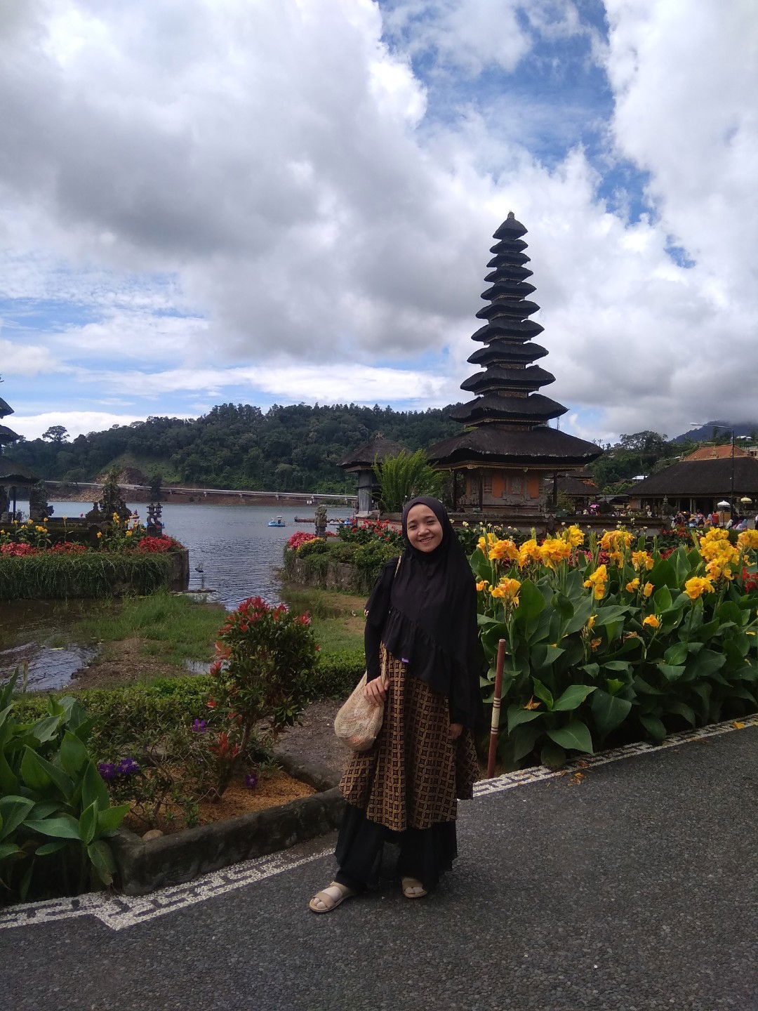 Dena N Rizsa profile icon