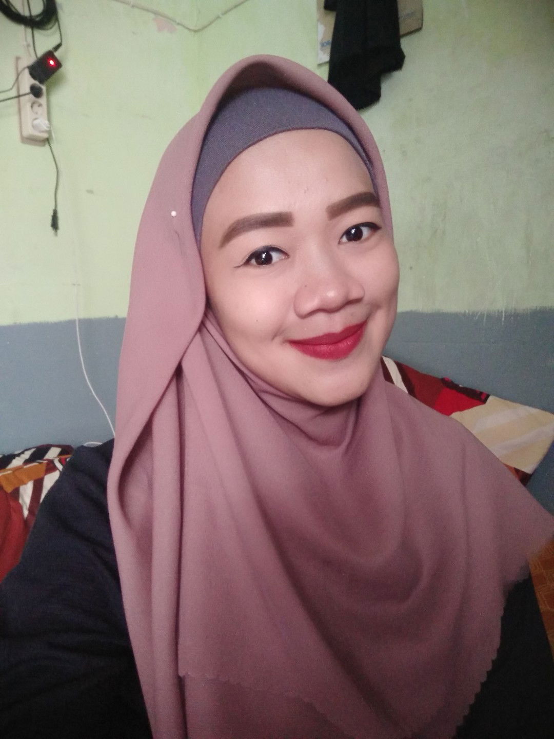 Rika Wardani profile icon