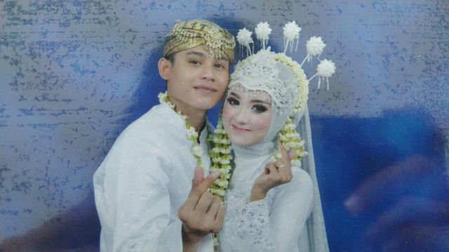 ayu nanda profile icon