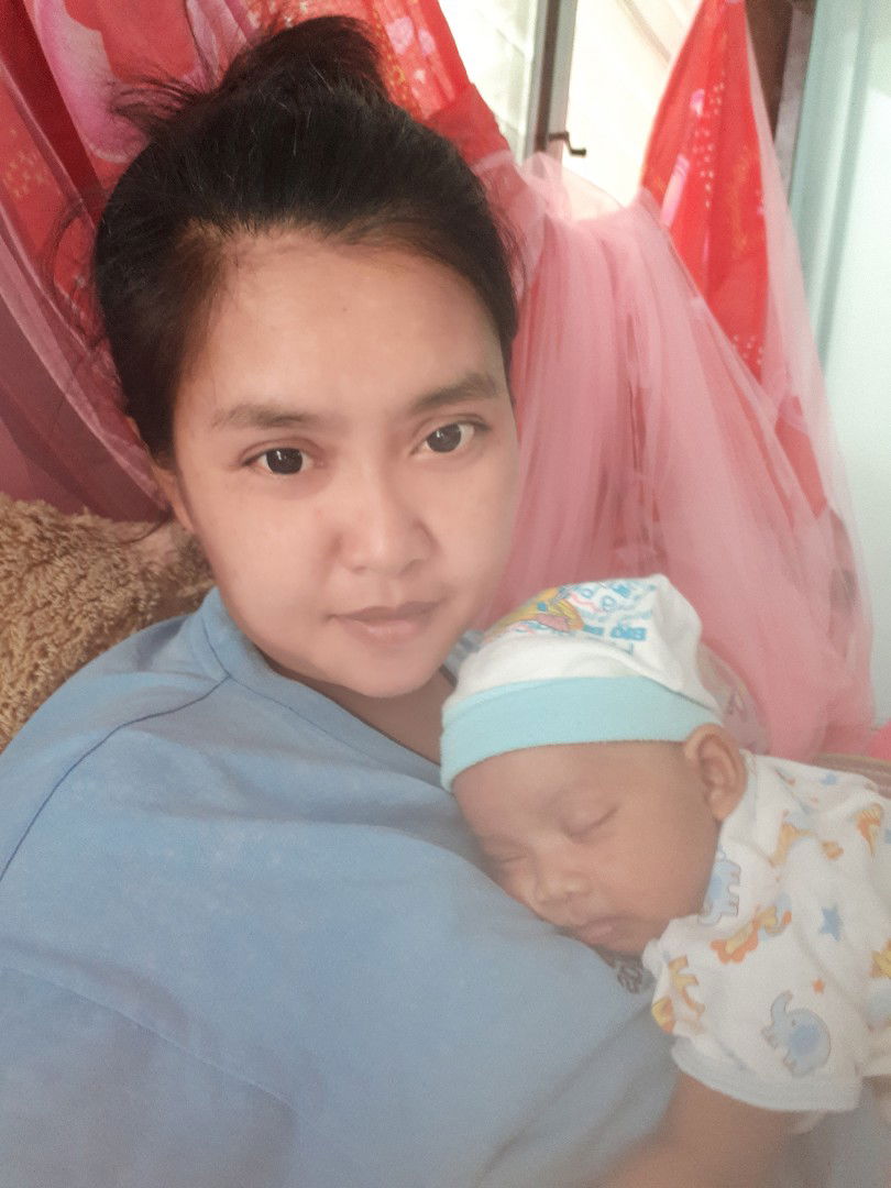 แม่แนน น้องวายุ profile icon