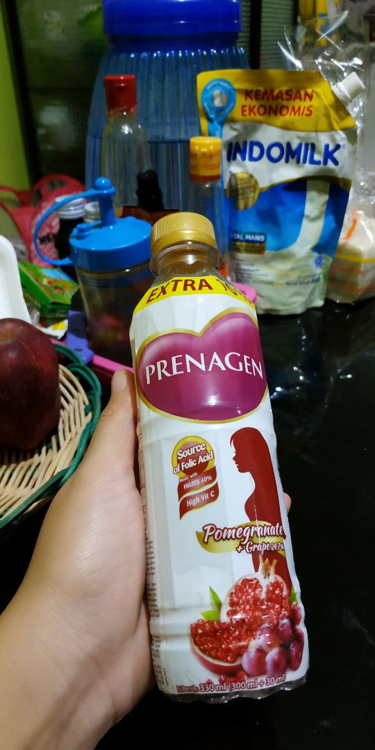 minum air mineral / air putih jadi mual muntah