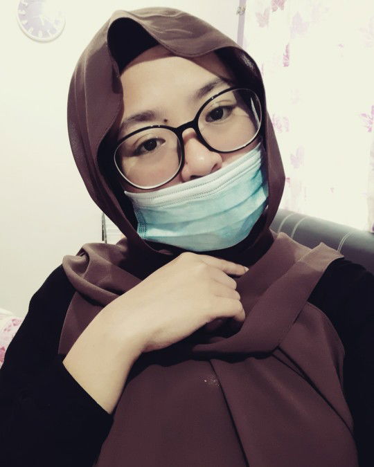 Nelyomie profile icon