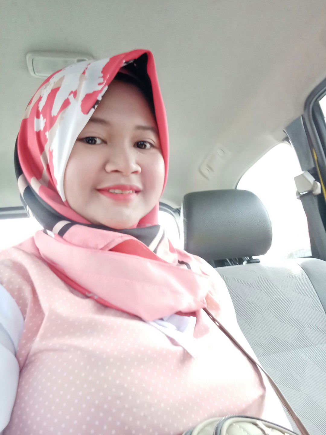 Riska Indah profile icon