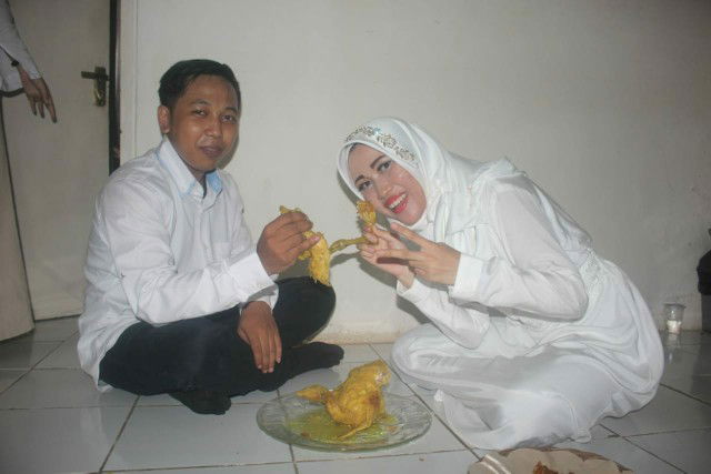 Putri Oktaviany profile icon