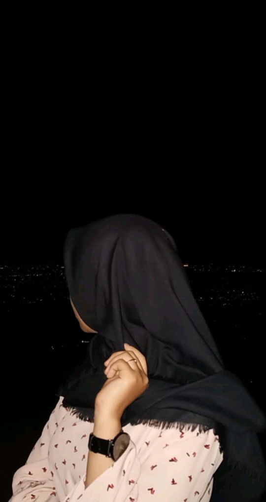 Ismi Safira Efania profile icon