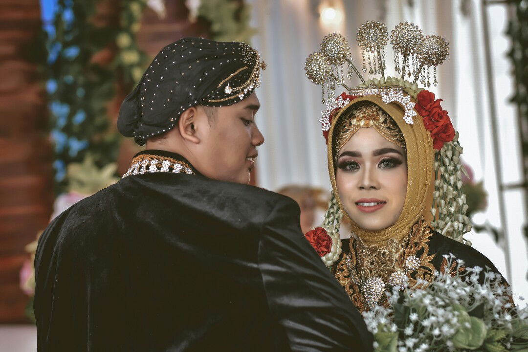 Dewi Khotijah profile icon