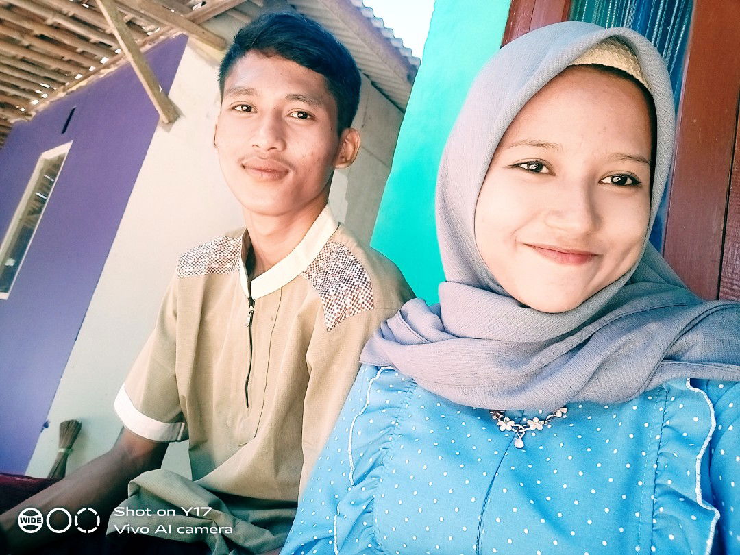 indah sari profile icon