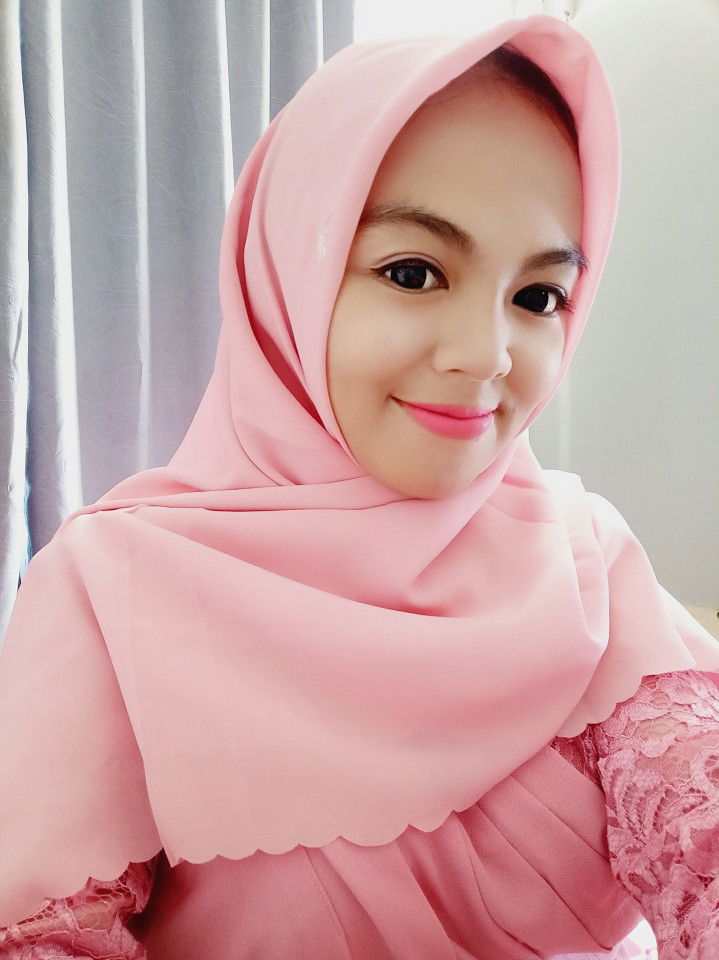 Fitri ayu profile icon