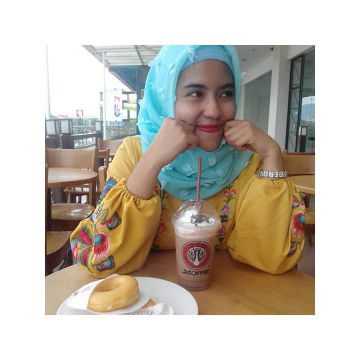 Anisa putri latjuba profile icon