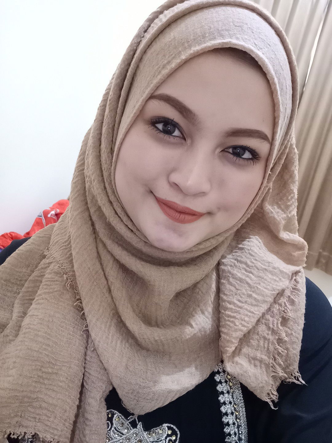 iriani tahir profile icon