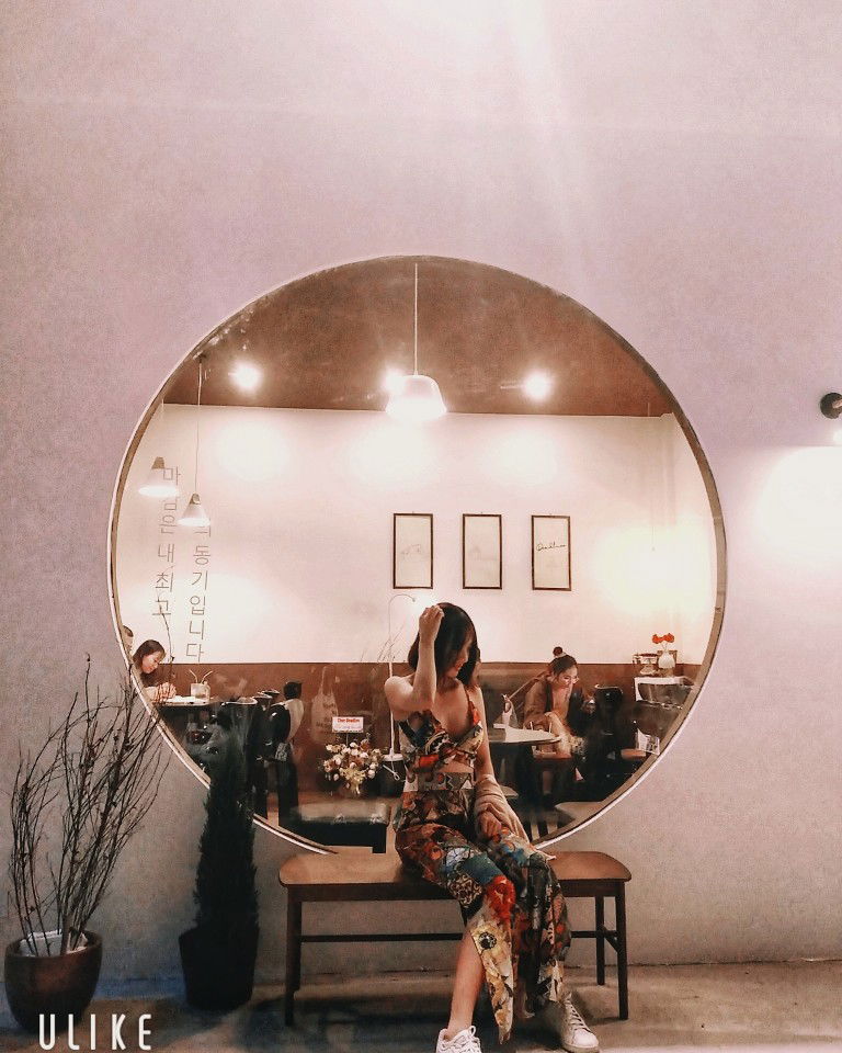 Lan Anh profile icon