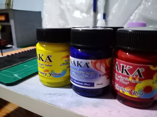 สีอะครีลิคทำโมลเป็นอันตรายไหม