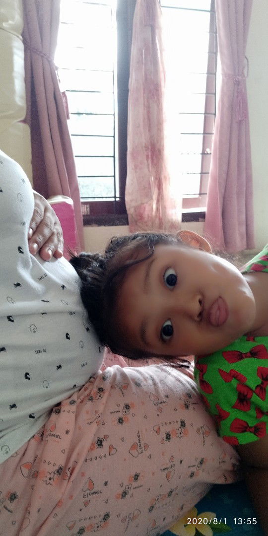 LIA RIYANTI profile icon