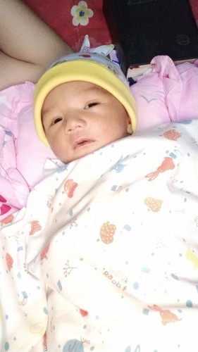 timbul ruam di pantat bayi itu kenapa ya bun?