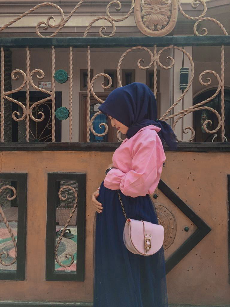 Nur'aini profile icon