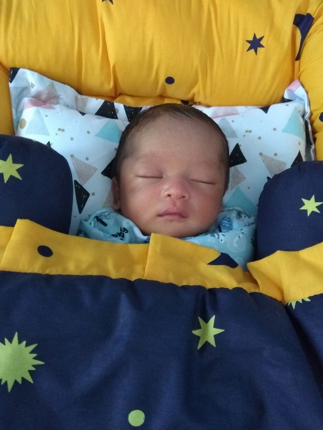 Moms Bryan profile icon