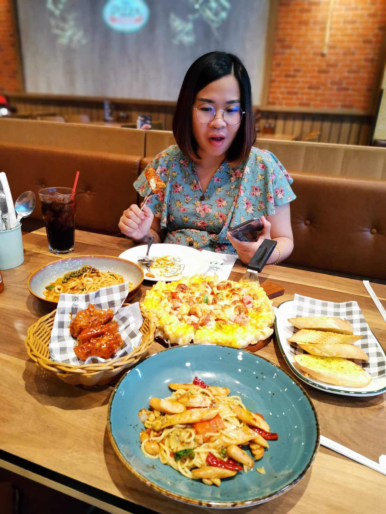 thidarat jundakoon profile icon