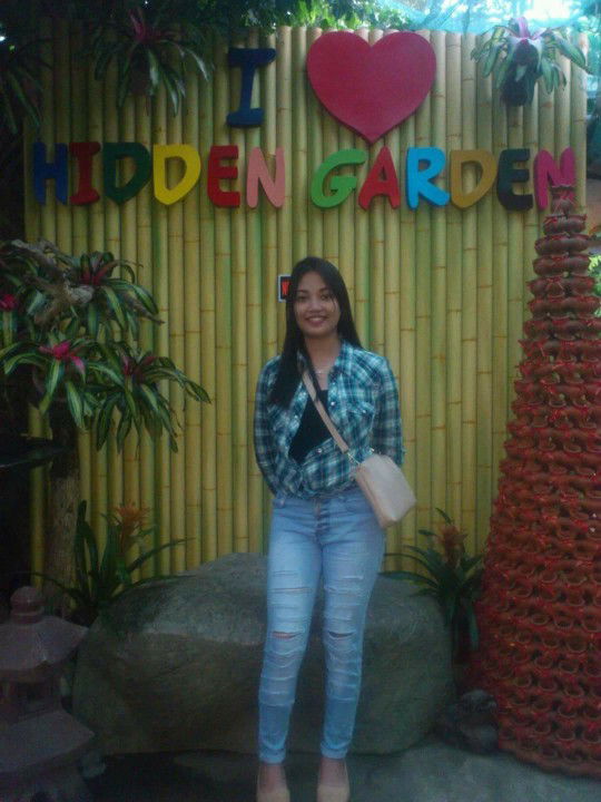 regina lucena profile icon