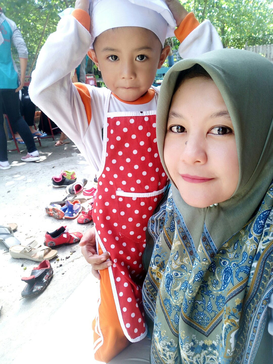 dwi lestari profile icon