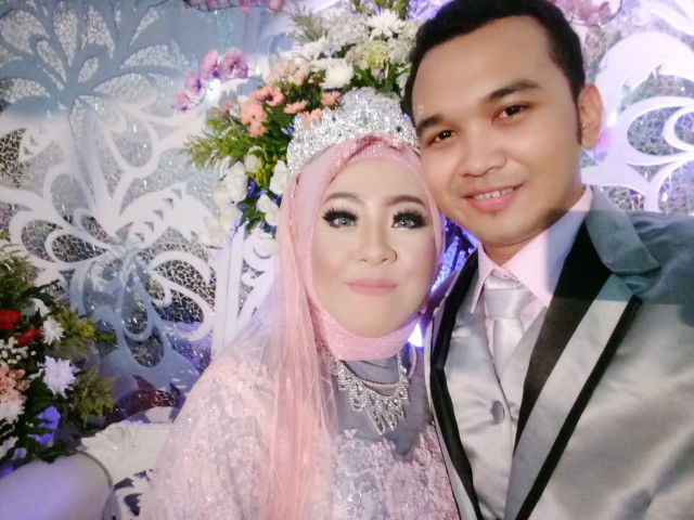 selly novita riani profile icon