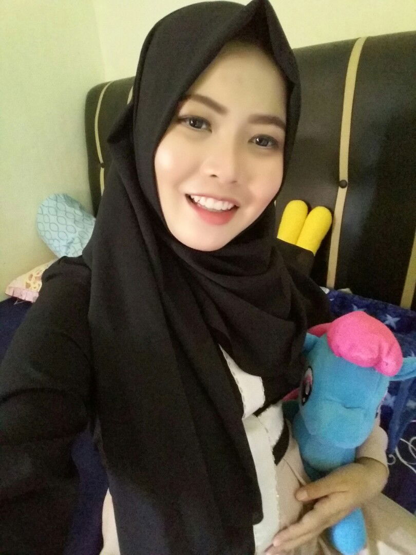 anis kurnia rahmawati profile icon