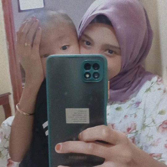 Tiyas manis profile icon