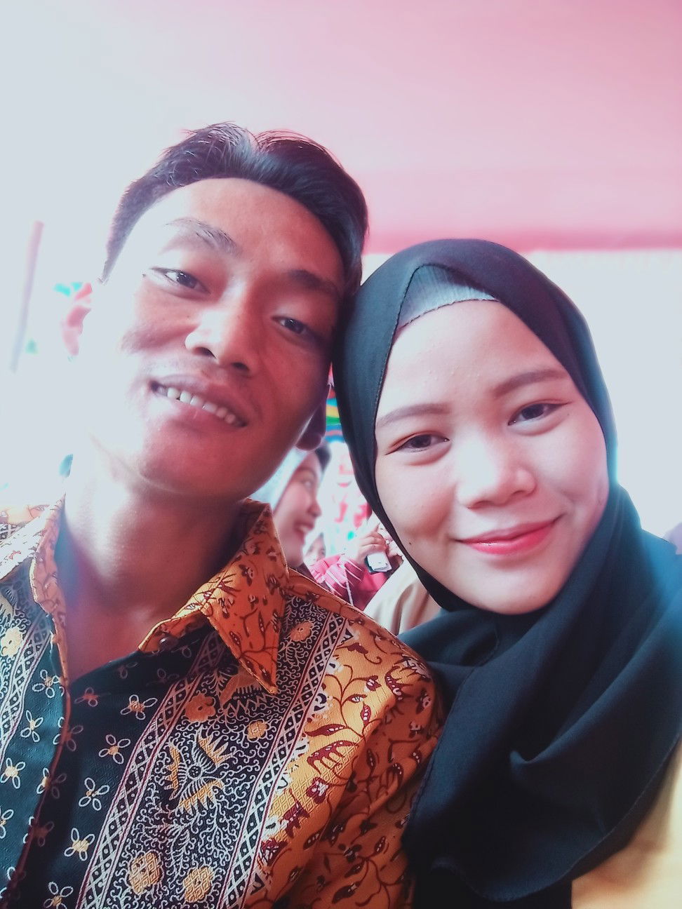 Ririnsafitri profile icon