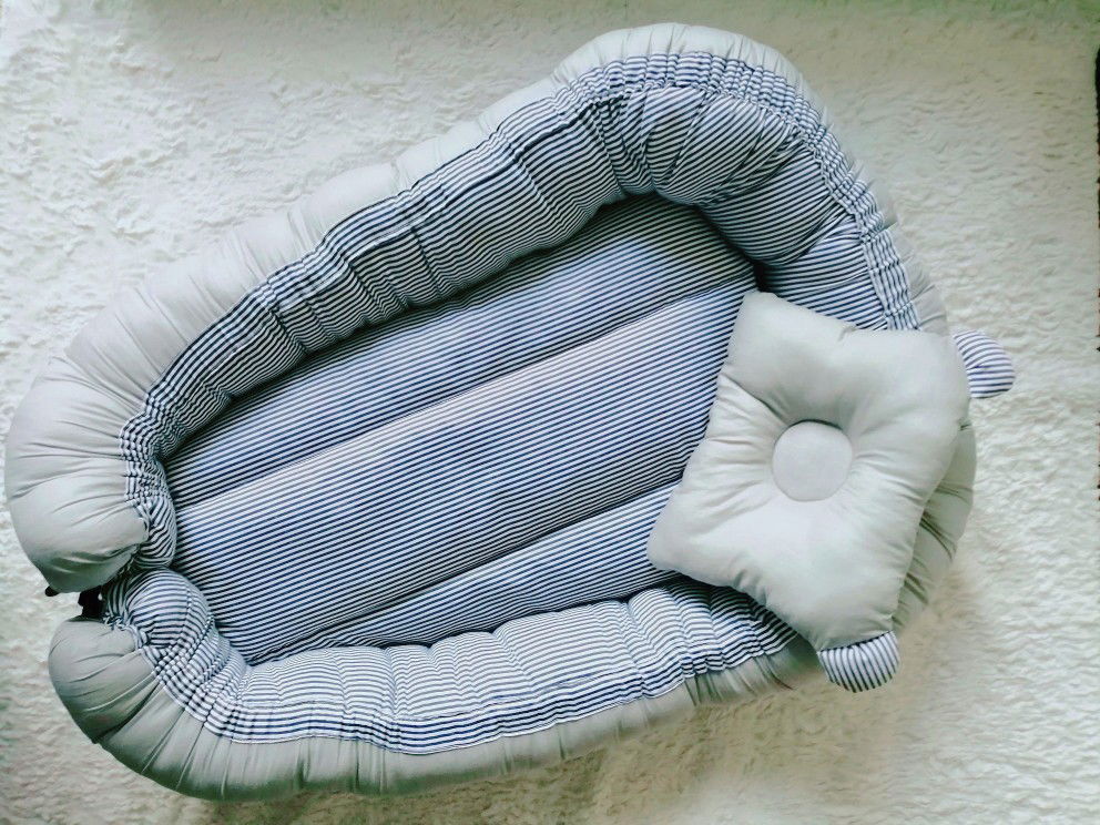 Baby Nest And Breastfeeding Pillow