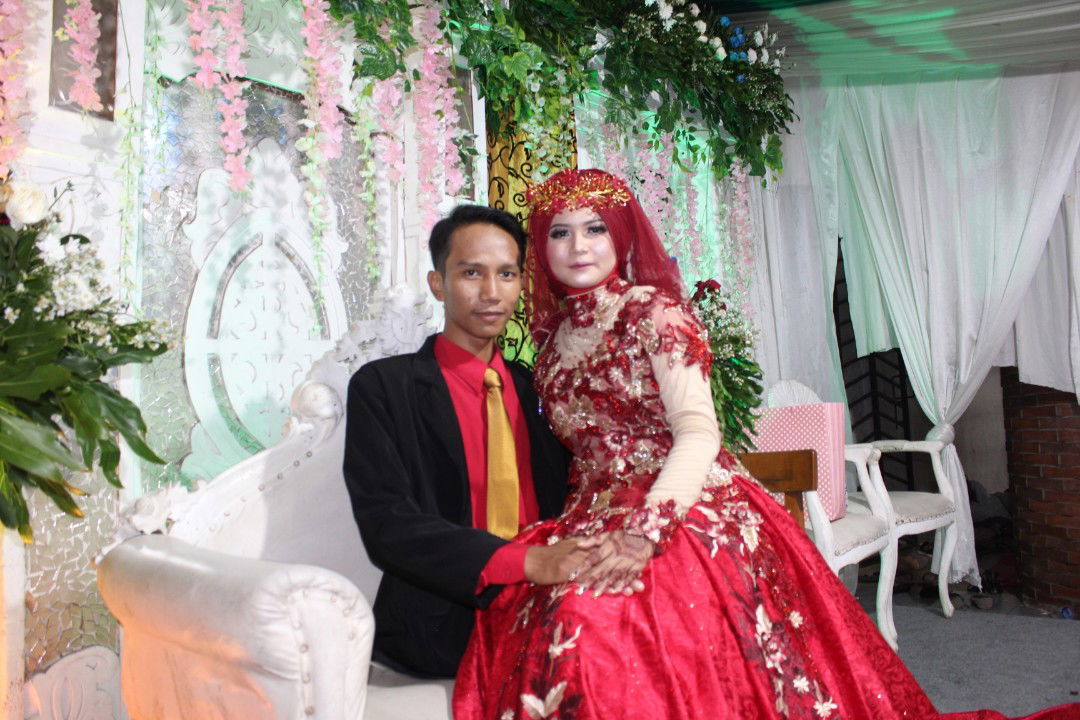 putri amalia profile icon