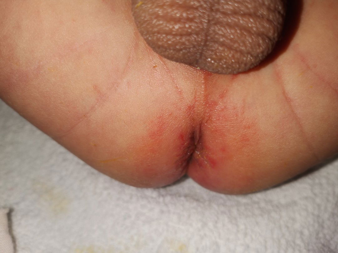 các mom giúp em với ạ.. e tập đầu nên k biết