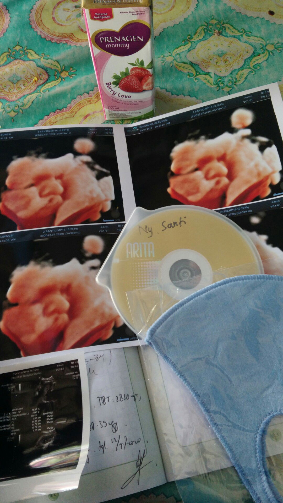 antara sedih Dan senang