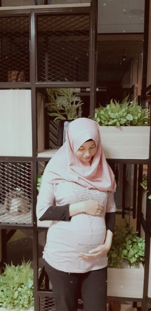 Sheilla Lovinna profile icon