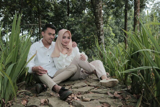 yuli astuti profile icon