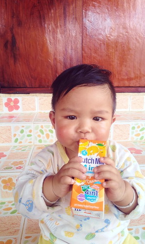 ช่วยบอกหน่อยค่ะน้องได้1ขวบแล้วแต่ฟันขึ้นเฉพาะฟันล่างแต่เห็นเงือกข้างบนบวมเป่งจะต้องทำยังไงค่ะหรือต้องพาไปหาหมอค่ะ