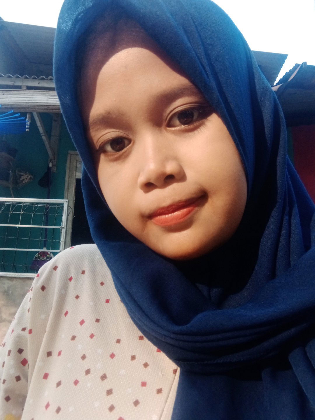 Nur Hotimah profile icon
