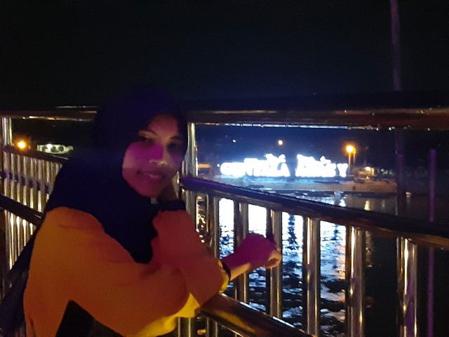 Legia Saputri profile icon