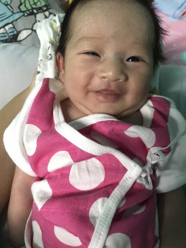 14 วันแล้วค่ะ กินแต่นมแม่ ดูดแรงมากเว่อร์